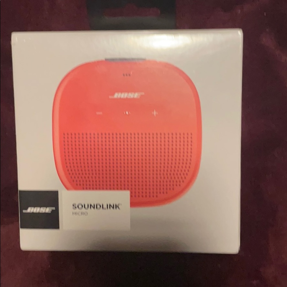 Ross orange Bluetooth speaker